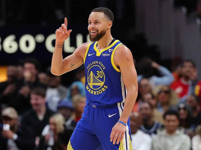 kaiyun-库里本赛季命中184记三分，那哈登、杜兰特、詹姆斯呢？|斯蒂芬·库里|詹姆斯·哈登|凯文·杜兰特|伦纳德|投篮_新浪体育_新浪新闻