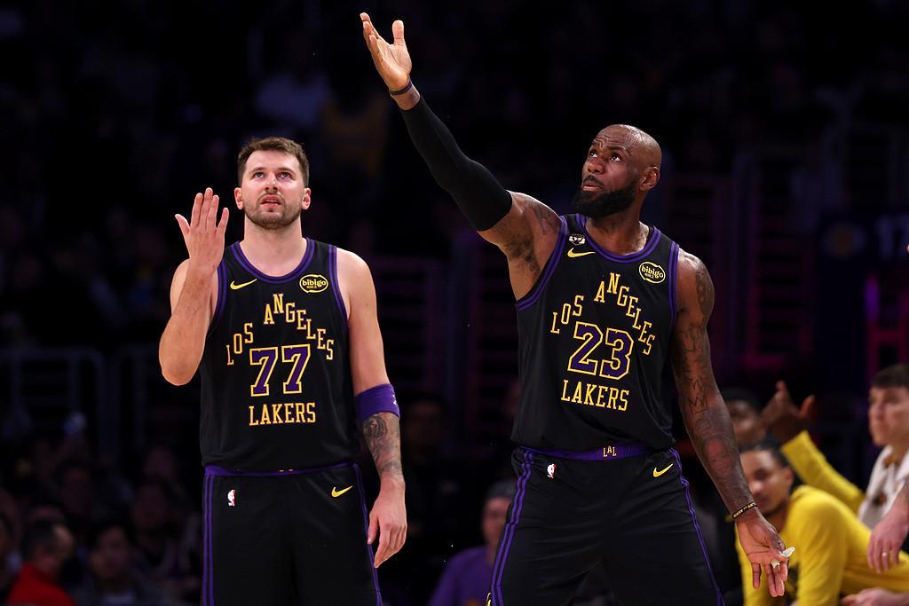 kaiyun-湖人队常规赛数据：投篮命中率50.2%全联盟第一，得分第11失分第12